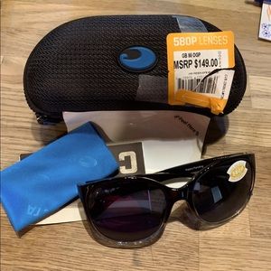 Brand new womens costa polarized sunglasses.